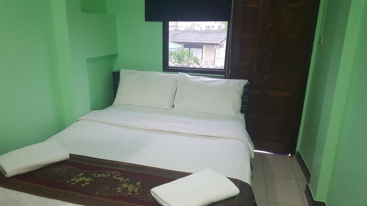 All Nations Guesthouse Hua Hin Exterior photo