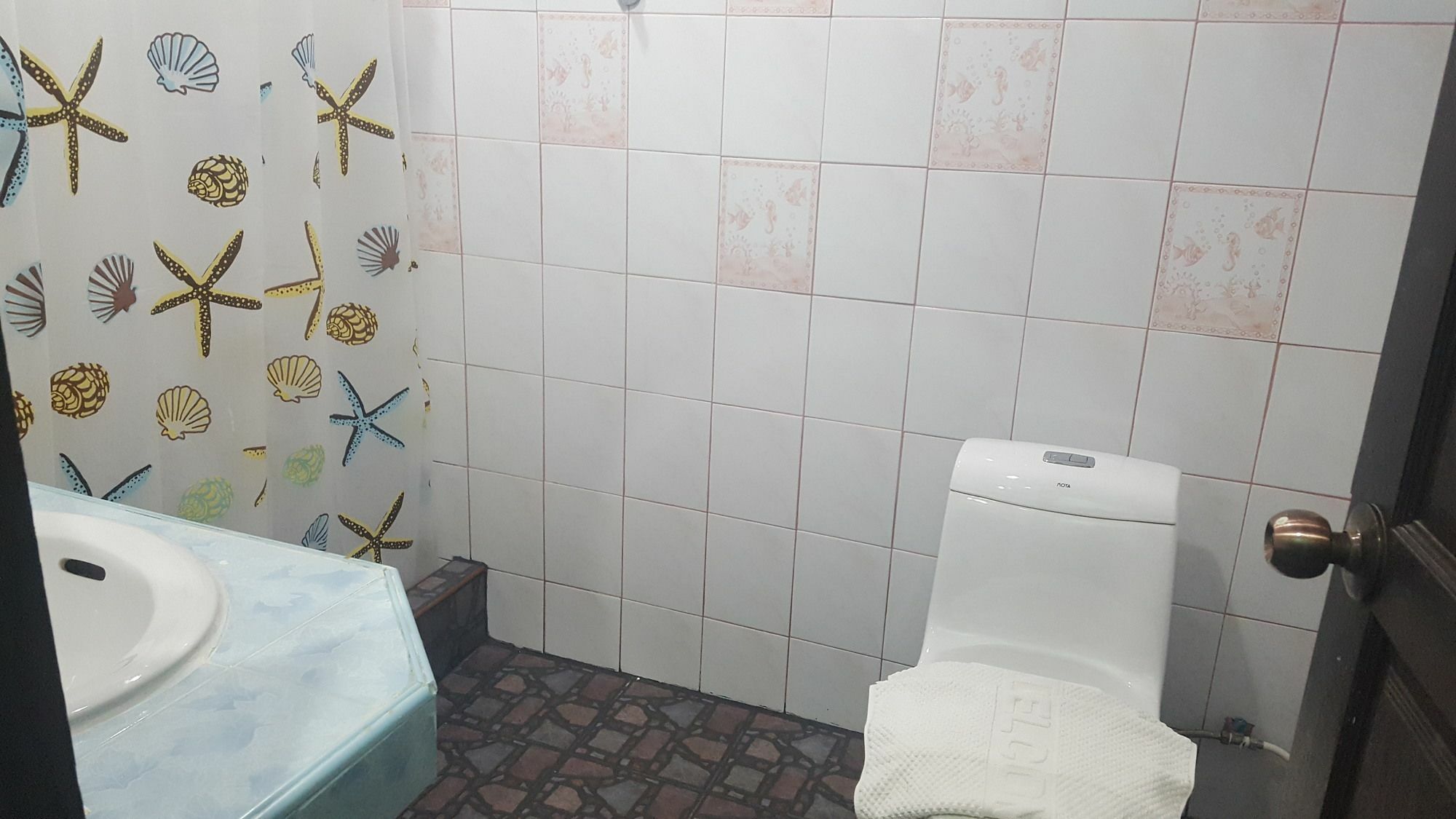 All Nations Guesthouse Hua Hin Exterior photo